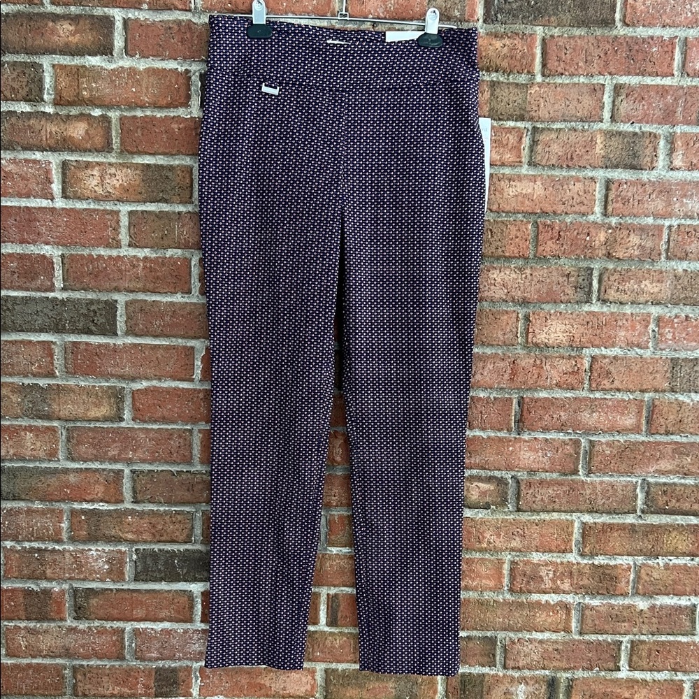 Peck & Peck Ava Ankle Pants in Navy & Red Dot pattern size 10